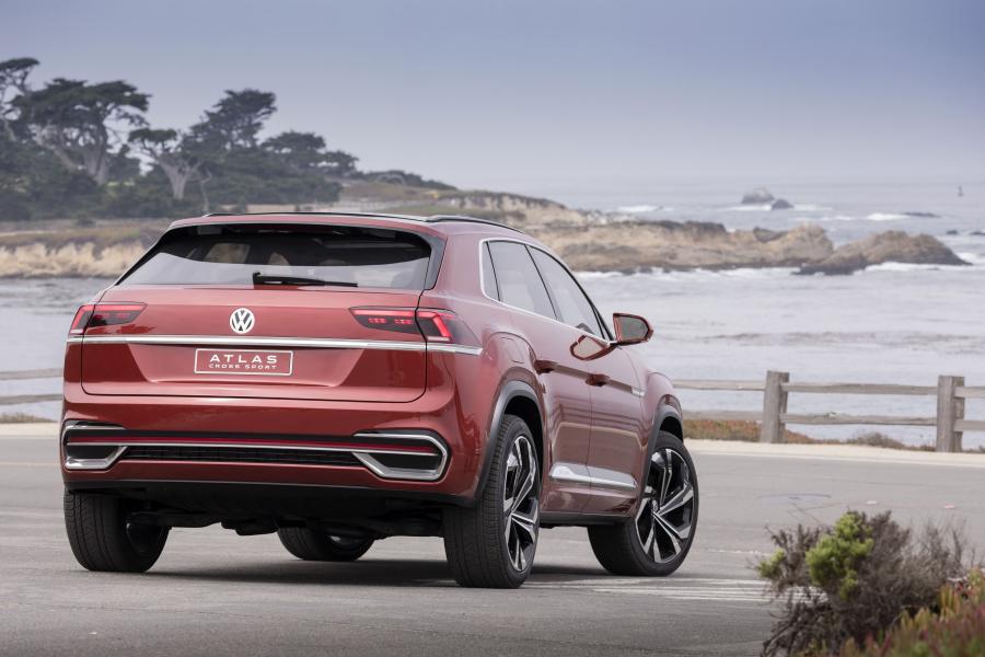  Volkswagen Atlas Cross Sport Concept 2018 года  (фото 12 из 30)